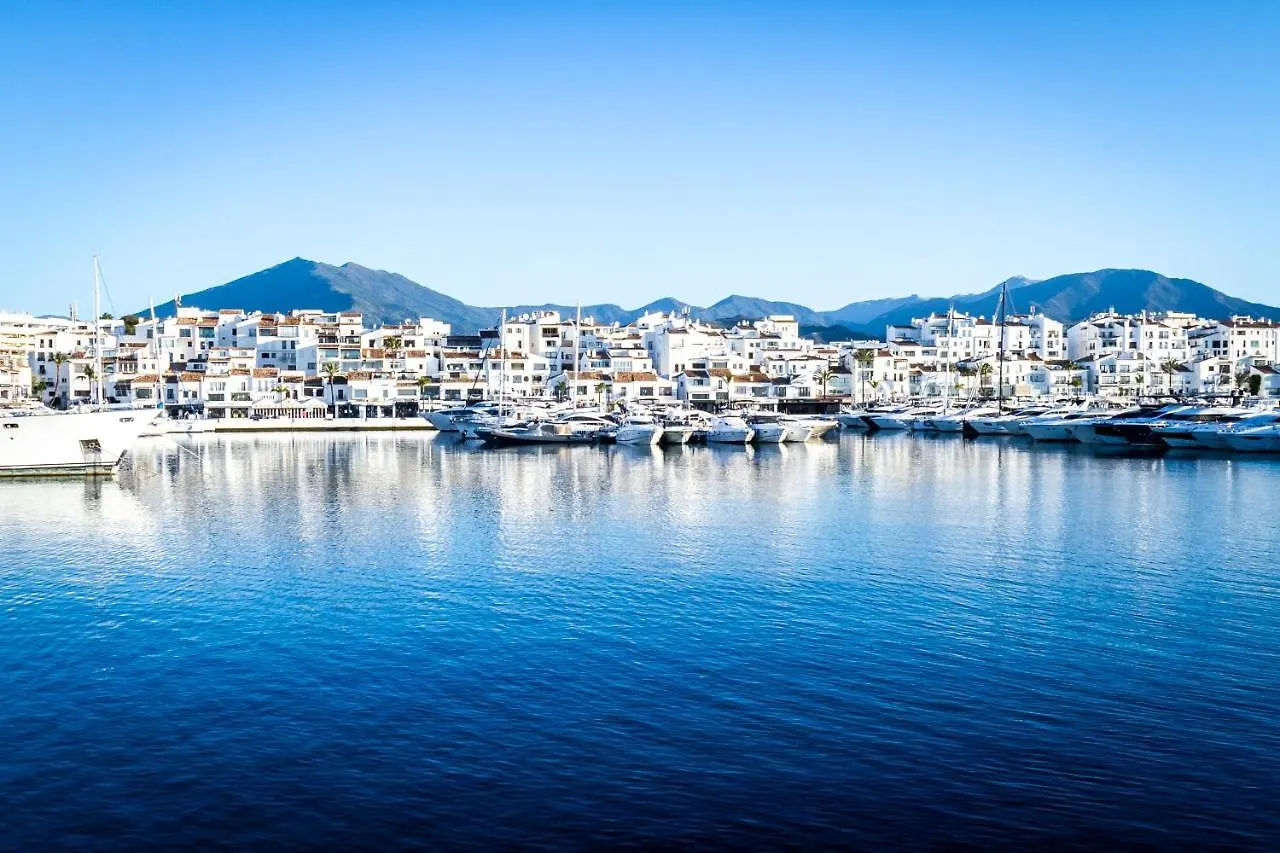 Marbella Banus Suites 0*,  İspanya