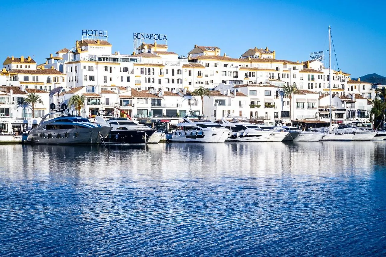 Marbella Banus Suites 0*,